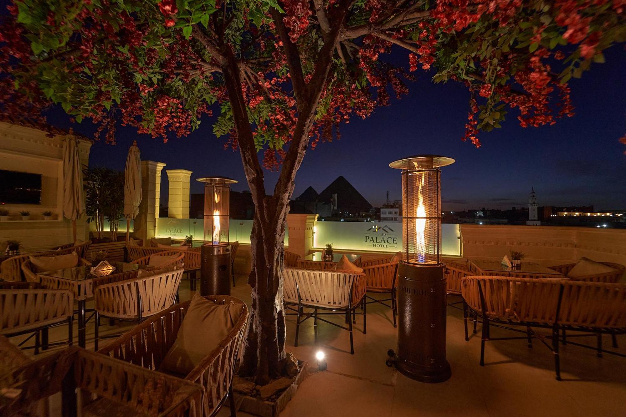 The Palace Pyramids Готель Nazlet el-Sisi